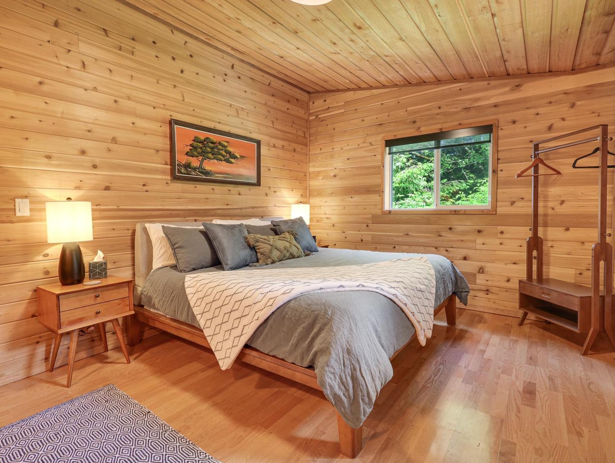 Woods Waves: Luxury Coast Cabin King Beds Pets Tillamook Exterior photo